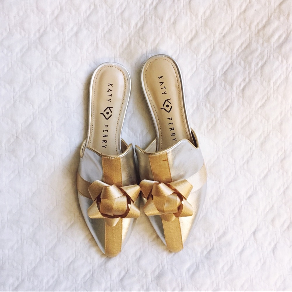 Katy Perry New Bow Gold Silver Slide Sandals 6.5 - Picture 2 of 6